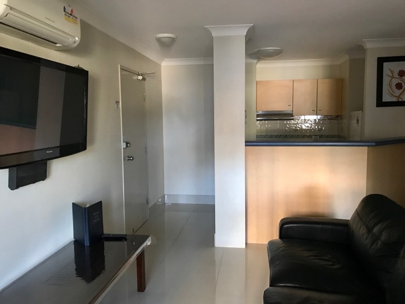 5/11-17 Philip Avenue, Broadbeach QLD 4218