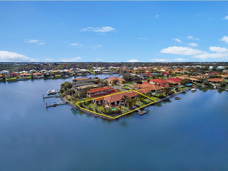 14 Saltair Grove, Helensvale QLD 4212