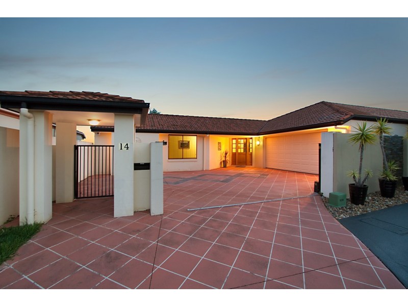 14 Saltair Grove, Helensvale QLD 4212