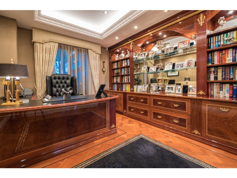 36 Naples Avenue, Isle Of Capri QLD 4217