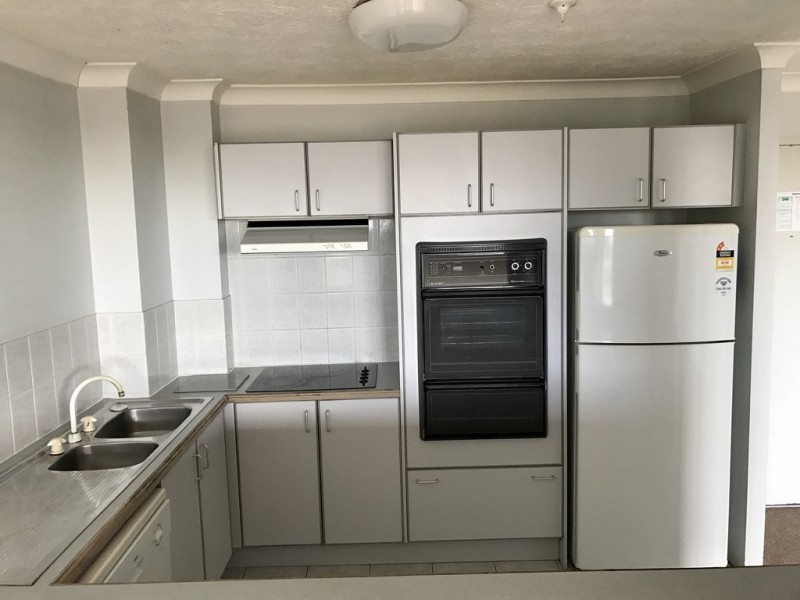 22/56 Hooker Blvd ‘Westwater Apartments’, Mermaid Waters QLD 4218