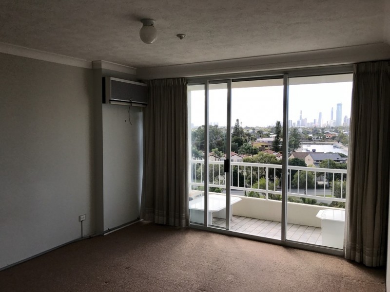 22/56 Hooker Blvd ‘Westwater Apartments’, Mermaid Waters QLD 4218