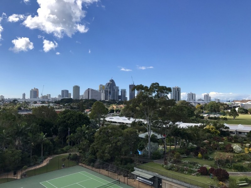 22/56 Hooker Blvd ‘Westwater Apartments’, Mermaid Waters QLD 4218