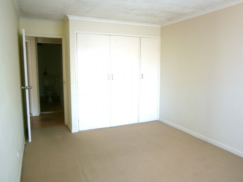 14/189 Surf Parade, Surfers Paradise QLD 4217