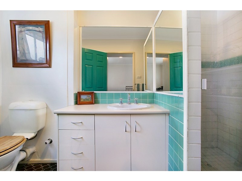 5 ‘Costa Brava’ 2315 Gold Coast Highway, Mermaid Beach QLD 4218