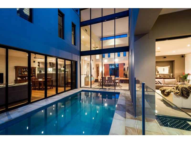 110 Sir Bruce Small Boulevard, Benowa Waters QLD 4217