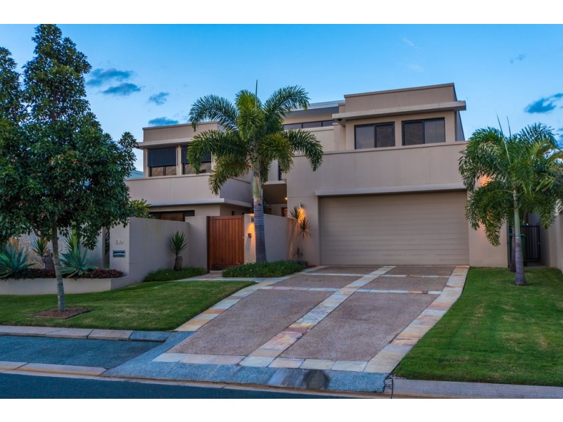 110 Sir Bruce Small Boulevard, Benowa Waters QLD 4217