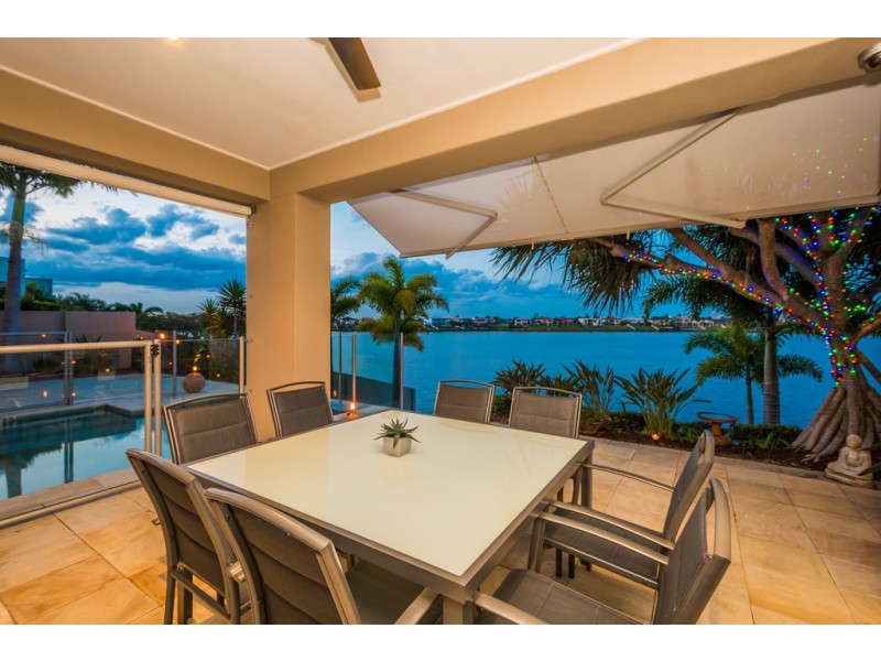 110 Sir Bruce Small Boulevard, Benowa Waters QLD 4217