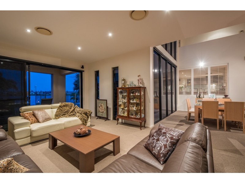 110 Sir Bruce Small Boulevard, Benowa Waters QLD 4217