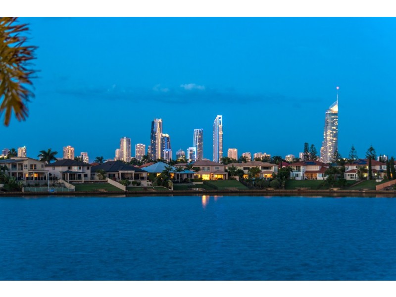 110 Sir Bruce Small Boulevard, Benowa Waters QLD 4217