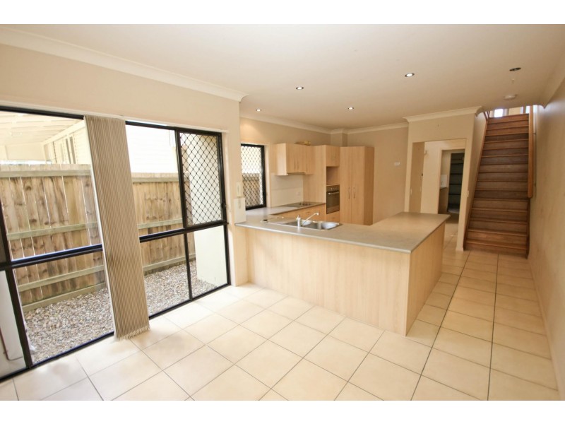 2/16 Twenty Seventh Ave, Palm Beach QLD 4221