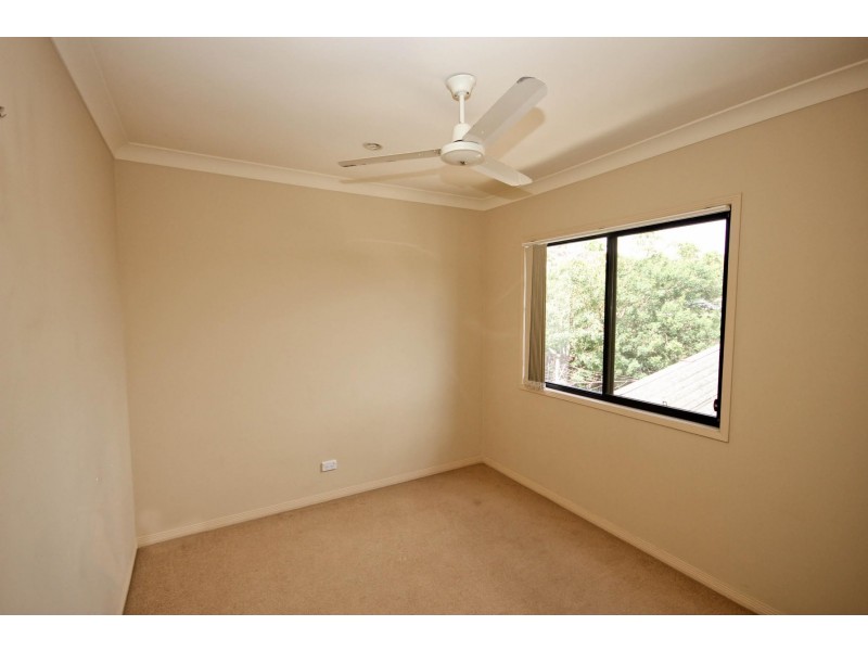 2/16 Twenty Seventh Ave, Palm Beach QLD 4221