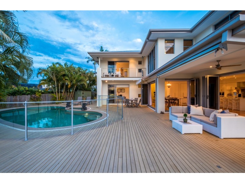 9 Kilkenny Court, Sorrento QLD 4217