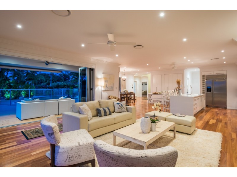 9 Kilkenny Court, Sorrento QLD 4217