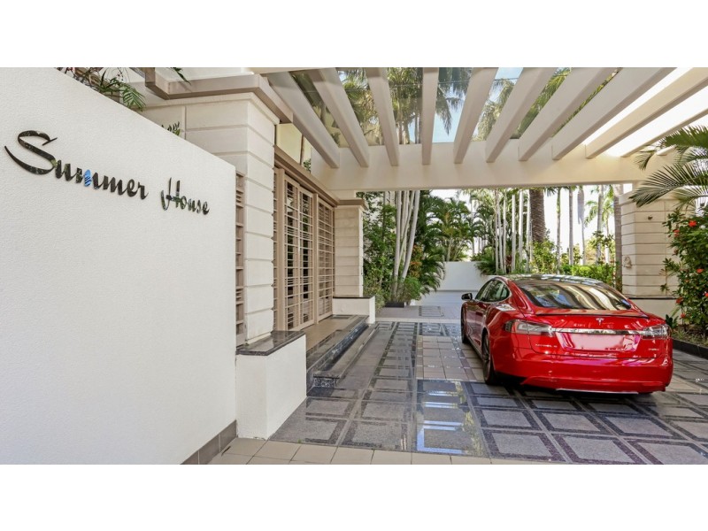 18-20 Southern Cross Drive, Surfers Paradise QLD 4217