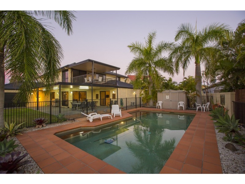 27 Parkwater Terrace, Helensvale QLD 4212