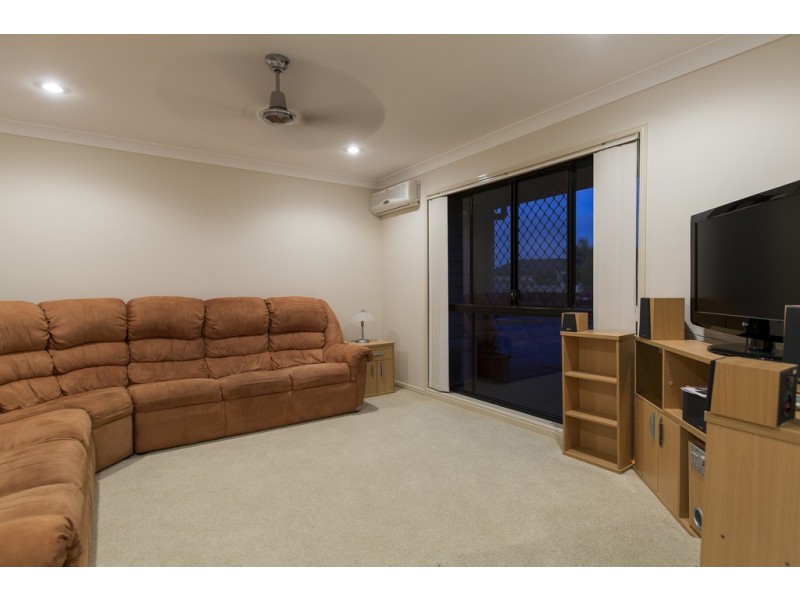 27 Parkwater Terrace, Helensvale QLD 4212