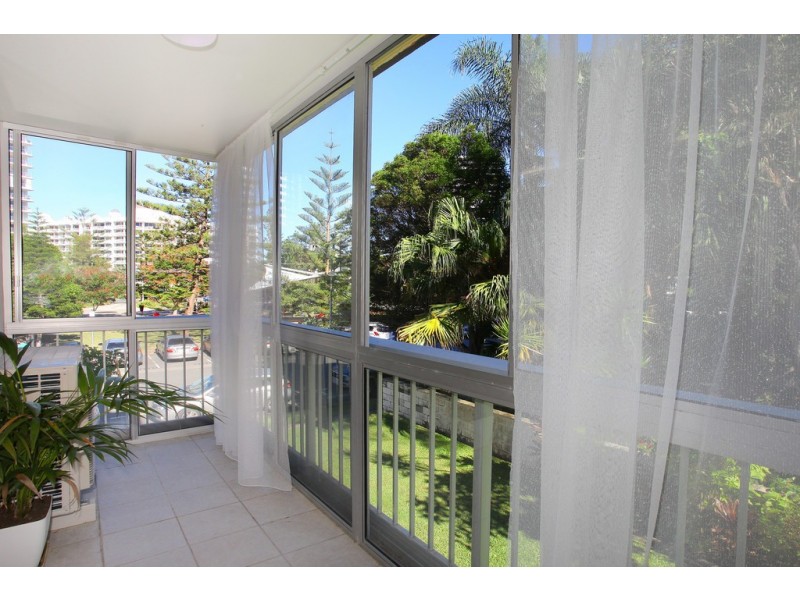 5 ‘Barridene’ 2 Federation Avenue, Broadbeach QLD 4218