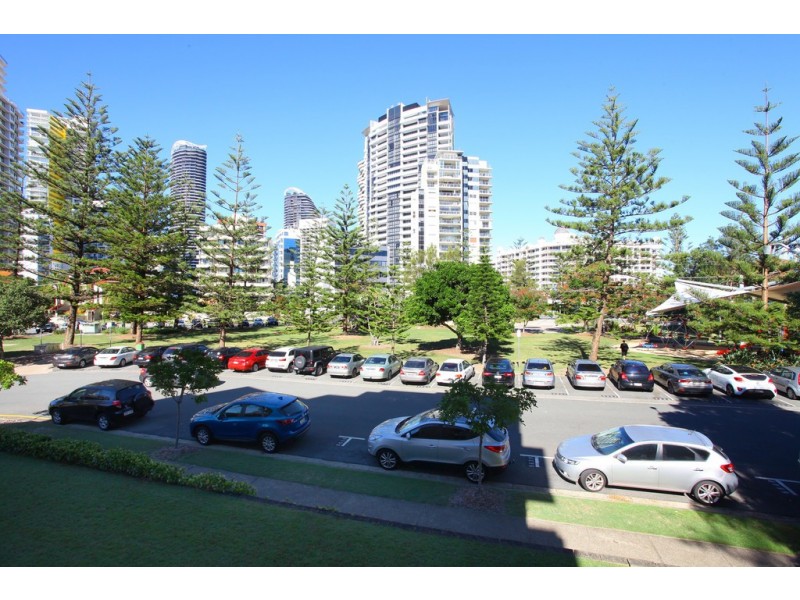 5 ‘Barridene’ 2 Federation Avenue, Broadbeach QLD 4218
