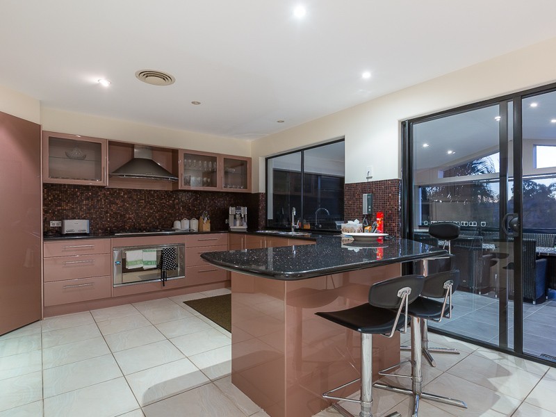 14 Conifer Crescent, Broadbeach Waters QLD 4218