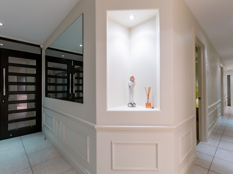 14 Conifer Crescent, Broadbeach Waters QLD 4218