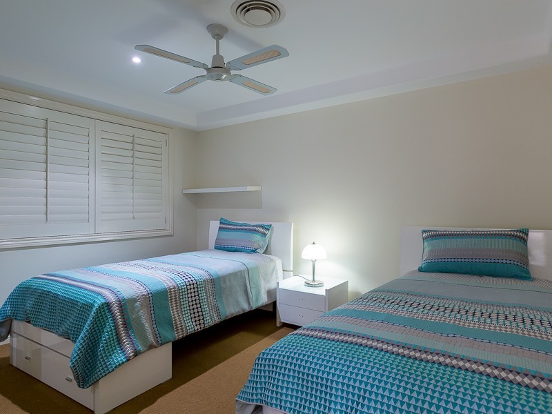 14 Conifer Crescent, Broadbeach Waters QLD 4218