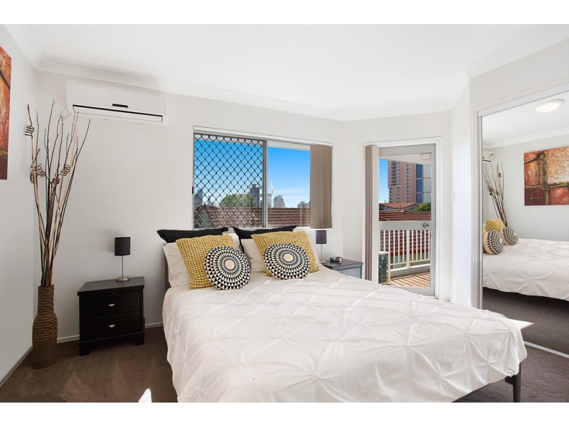 6 ‘Reef Pearl’ 10 Jubilee Avenue, Broadbeach QLD 4218