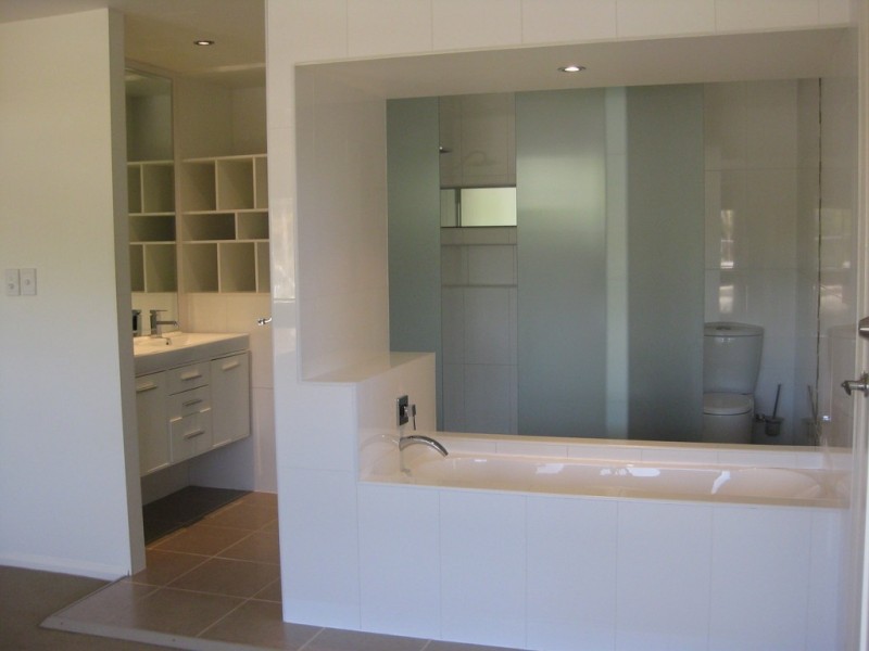 21 Raymond Ave, Bundall QLD 4217