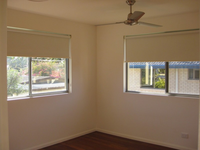 21 Raymond Ave, Bundall QLD 4217