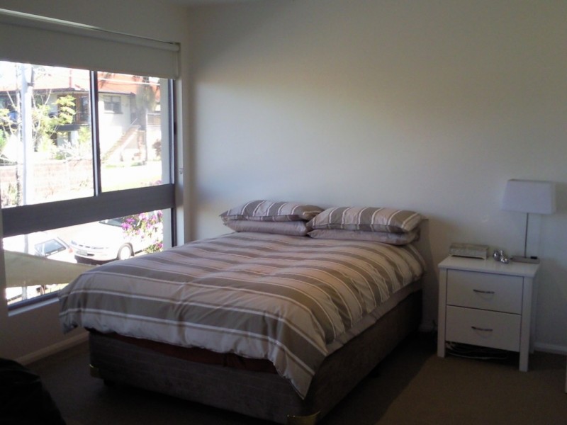 21 Raymond Ave, Bundall QLD 4217