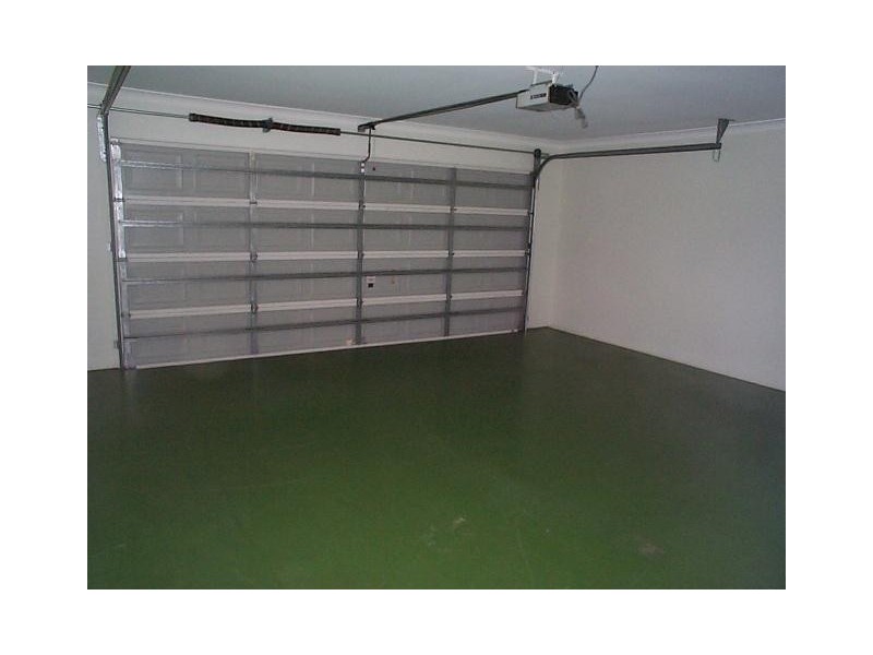 10 Royal court, Ashmore QLD 4214