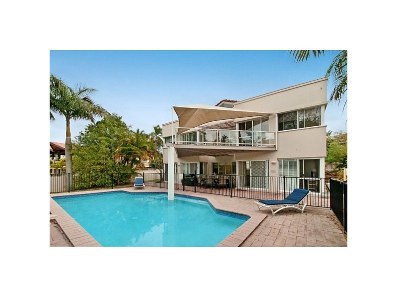 59 Chichester Drive, Arundel QLD 4214