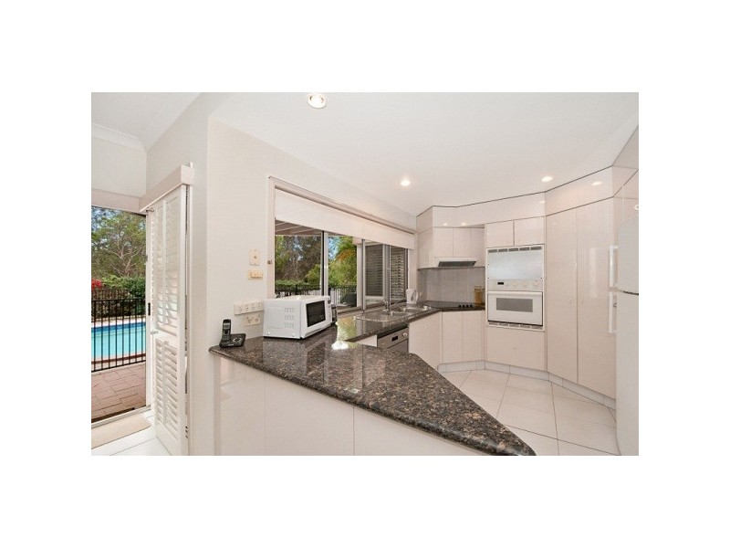 59 Chichester Drive, Arundel QLD 4214