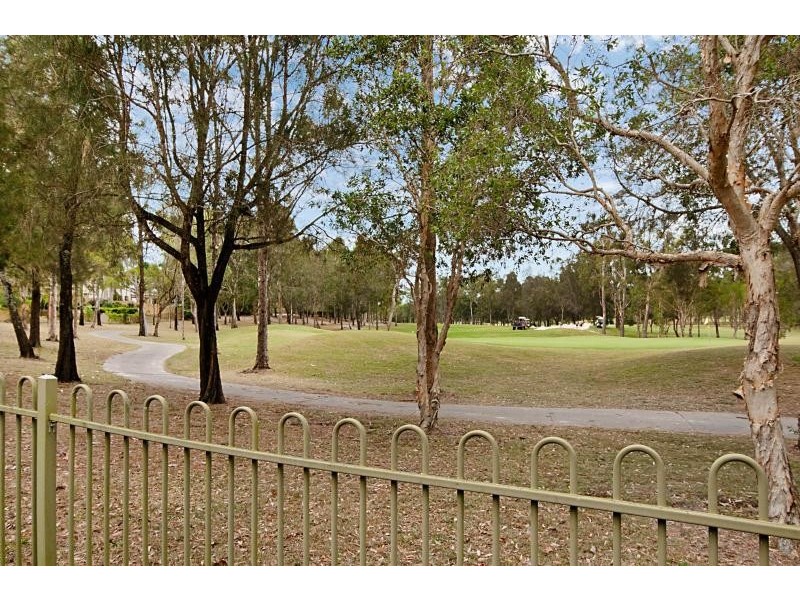 59 Chichester Drive, Arundel QLD 4214