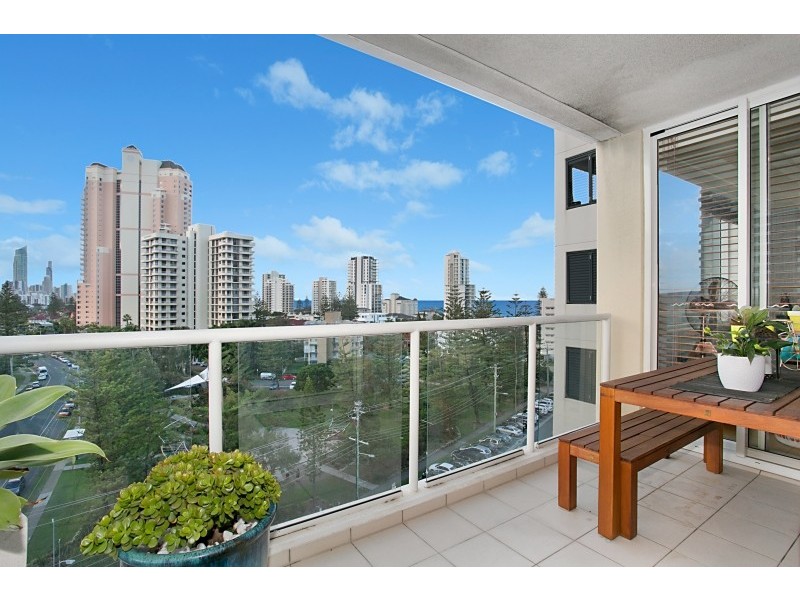 21 ‘Sonata’ 20 Queensland Avenue, Broadbeach QLD 4218