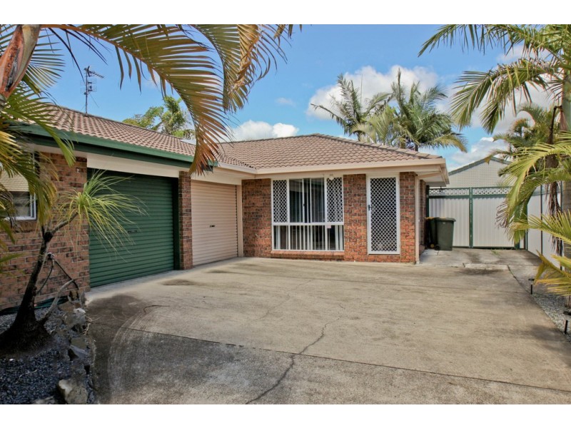 2/6 Coventry Court, Labrador QLD 4215