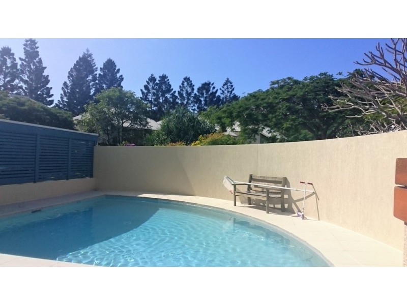 2110 South Shields “Royal Pines”, Benowa QLD 4217