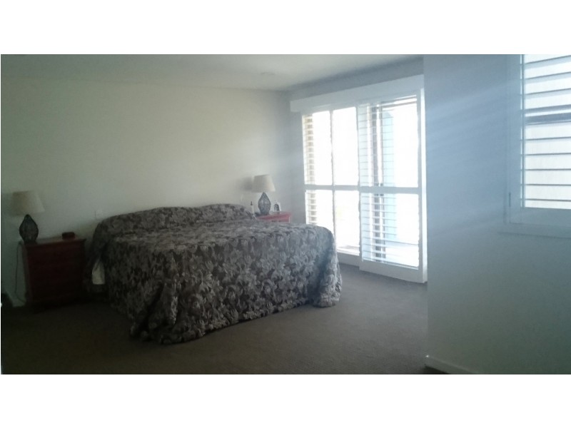 2110 South Shields “Royal Pines”, Benowa QLD 4217