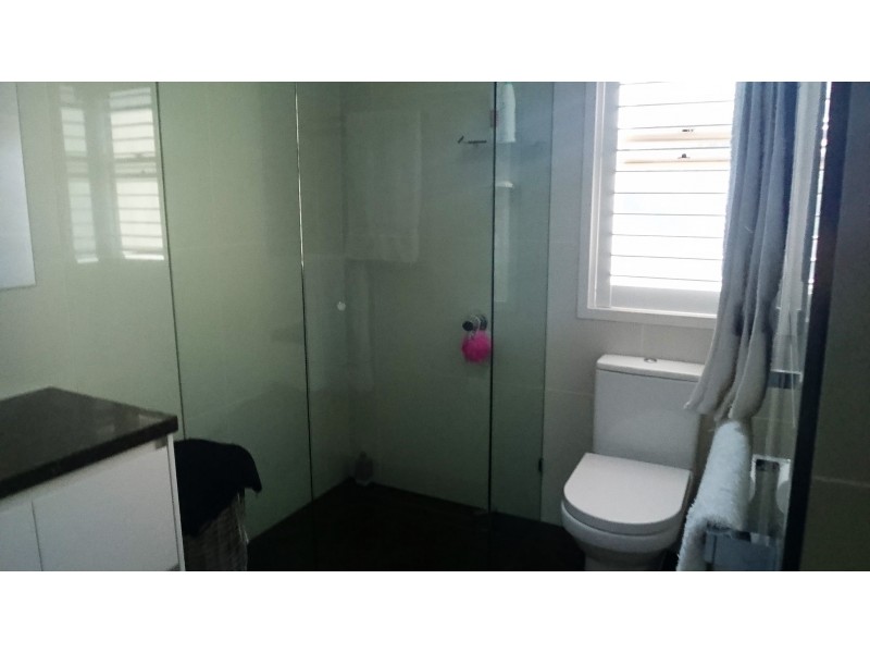 2110 South Shields “Royal Pines”, Benowa QLD 4217