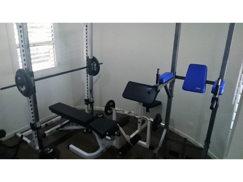 2110 South Shields “Royal Pines”, Benowa QLD 4217