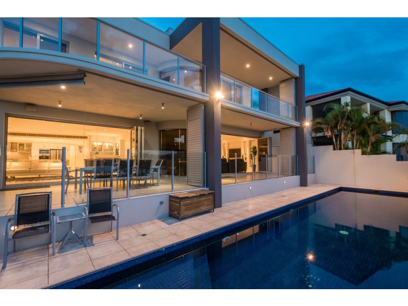 46 Bollard Circuit, Clear Island Waters QLD 4226