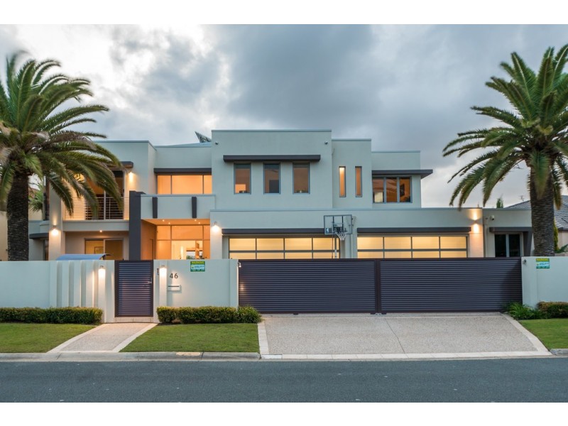 46 Bollard Circuit, Clear Island Waters QLD 4226