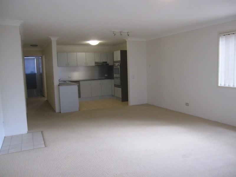 2/14 Peerless Ave, Mermaid Beach QLD 4218