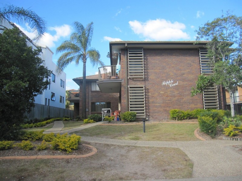 2/14 Peerless Ave, Mermaid Beach QLD 4218