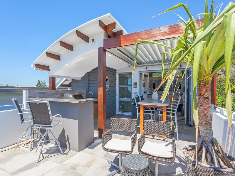 1/34 Nagel Ave, Miami QLD 4220