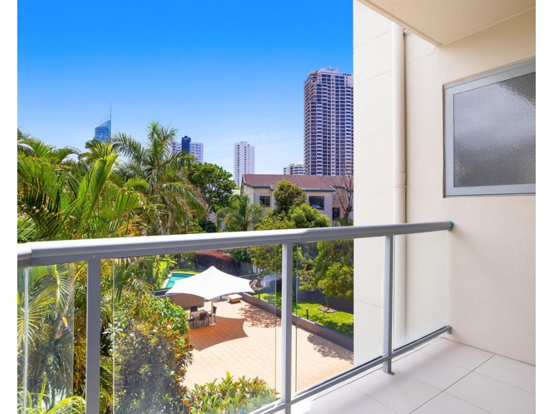 5/15 Wharf Road, Surfers Paradise QLD 4217
