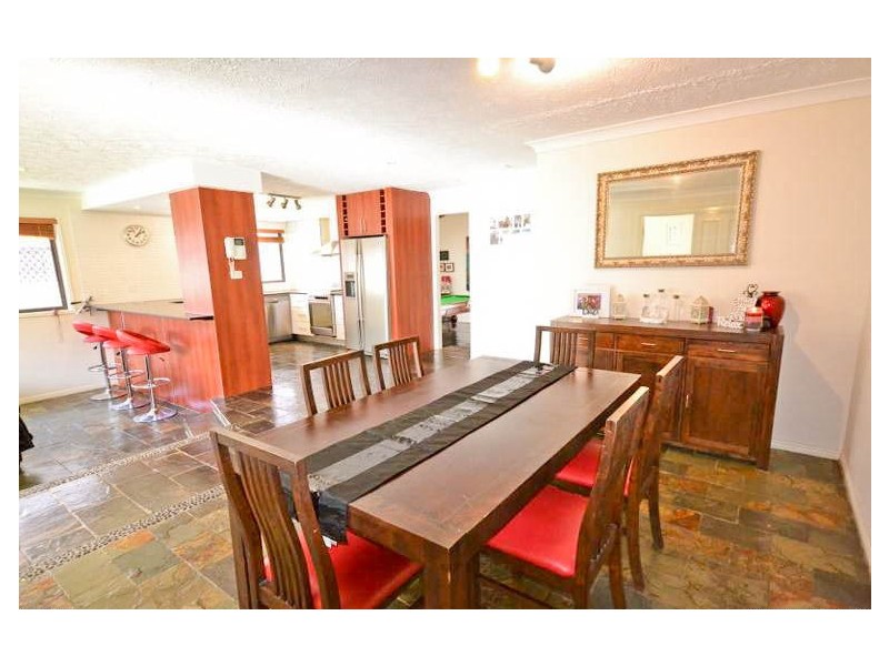 5 Richmond Avenue, Surfers Paradise QLD 4217