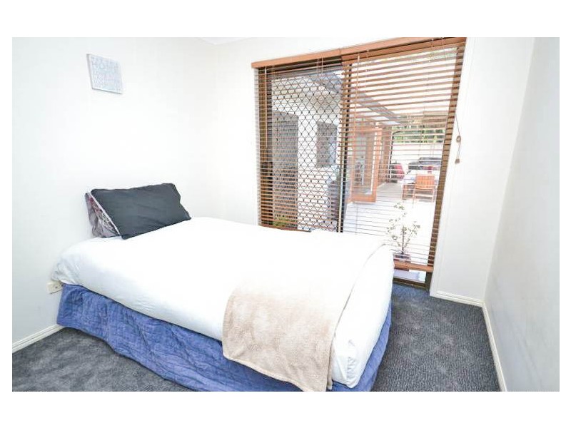 5 Richmond Avenue, Surfers Paradise QLD 4217