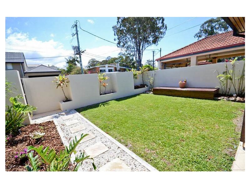 5 Richmond Avenue, Surfers Paradise QLD 4217