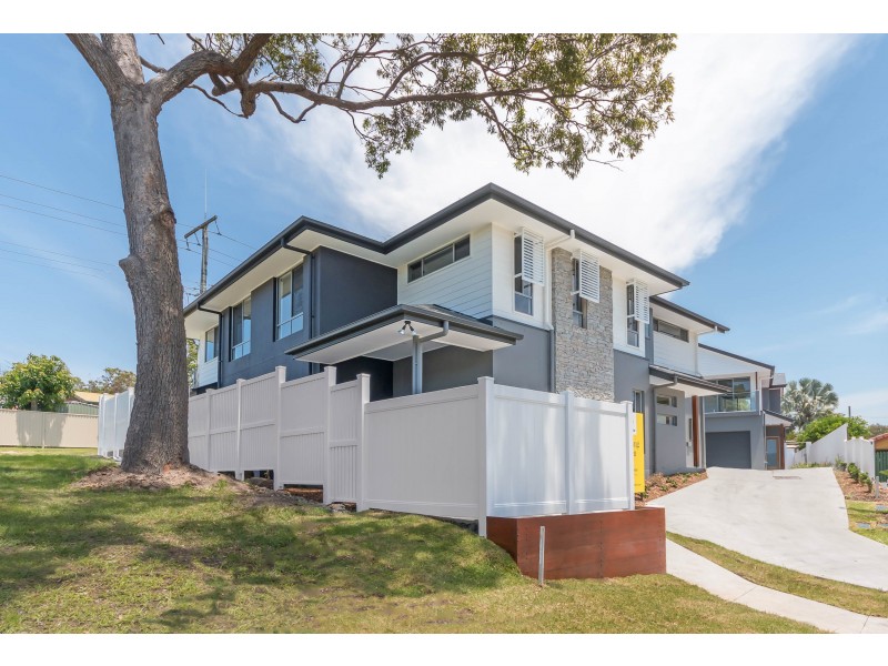 2 Pilgrim Place, Southport QLD 4215
